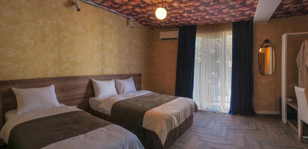 Hotel Banihills Τυφλίδα Εξωτερικό φωτογραφία